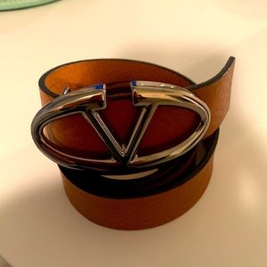 Valentino Belt, leather, authentic, used only few times